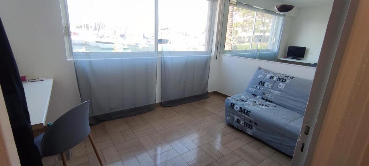 Studio Meuble Marina Villeneuve-Loubet 06 Eksteriør billede